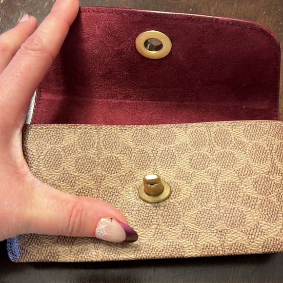 Sunglass Case Bag Charm In Signature Canvas - Picture 5 of 7